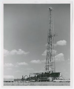 Primary view of object titled '[Photograph of a Modern Drilling Rig]'.