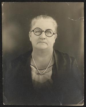 [Portrait of Mary Bell Reeves]