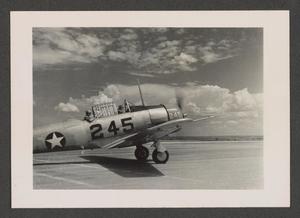 [WWII Plane Taxiing]