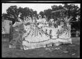 Photograph: [Parade Float at Maifest]