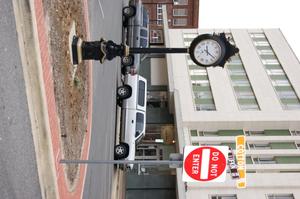 Pedestal Clock in Lufkin, Texas