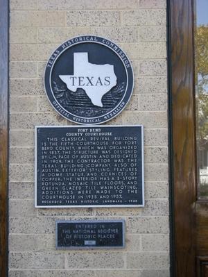 [Historic Marker on Courthouse]