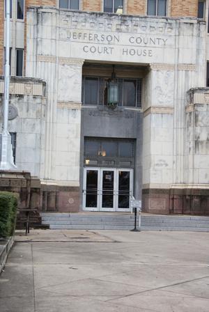 [Jefferson County Courthouse Entrance]