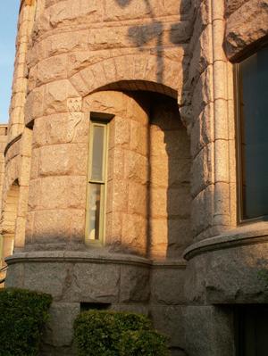 [Archway on Courthouse]