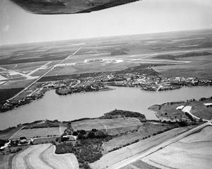 Primary view of object titled 'Aerial Photograph of Abilene, Texas (Lytle Lake & Airport)'.