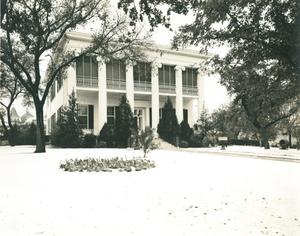 [Governor’s Mansion with snow]