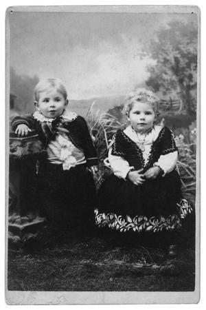 [Portrait of Victor and Lillie Braunig]