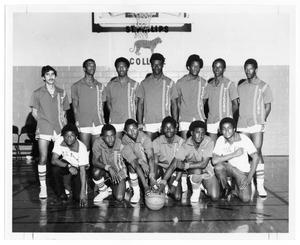 Primary view of object titled '1970-1971 St. Philip's College Basketball Team'.
