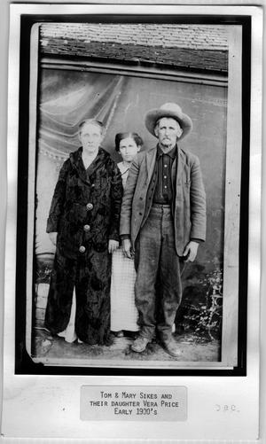 Primary view of object titled 'Tom and Mary Sikes and their Daughter'.