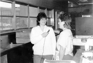 Dina Parkinson interviews Jeanie Carmody 1987