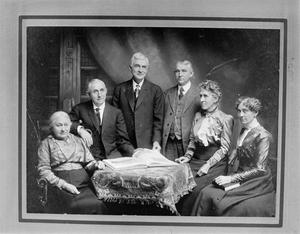 [Photograph of Louisa Elizabeth Munson, Joseph Thoedore Munson, T. V. Munson, William Benjamin Munson, Tryphena Munson, and Mary Ginevra Munson #1]