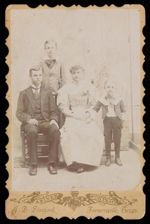 [Photograph of Laila Rook Reed and Her Family]