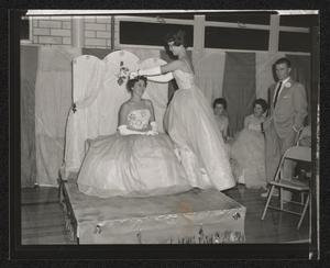 Primary view of object titled '[Boerne High 1960 Prom Queen]'.