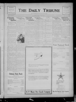 The Daily Tribune (Bay City, Tex.), Vol. 20, No. 221, Ed. 1 Friday, November 13, 1925