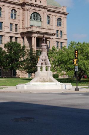 [Fountain in Front of Courthouse]