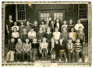 [South Marshall School Class Picture, 1945-46]