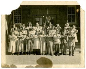 [South Marshall Elementary School Students in Costume mid 1940s]