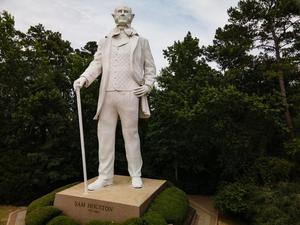Primary view of object titled 'Aerial Photograph of Sam Houston Statue, 'A Tribute to Courage''.
