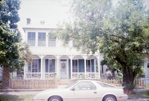 [House at 1810 Avenue K]