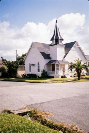 Primary view of object titled '[Church at 1628 Avenue M 1/2]'.