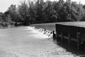 [Saltwater Barrier on the Neches River]