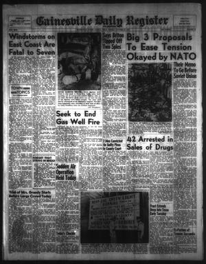 Gainesville Daily Register and Messenger (Gainesville, Tex.), Vol. 66, No. 49, Ed. 1 Tuesday, October 25, 1955