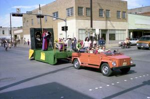 [The Bicentennial Parade in Mineral Wells]