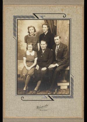 [Portrait of a Group of Unknown People]