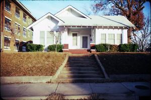 [Bungalow in Marshall]