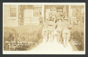 [Wounded Soldiers Arriving at Fort Bliss]