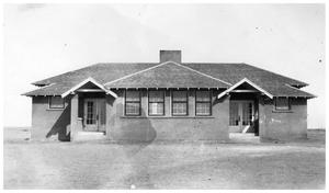 Primary view of object titled '[Salem School Building]'.