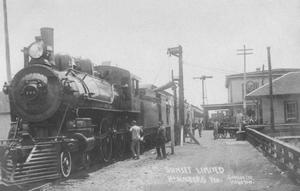 [Sunset Limited in Rosenberg, an up close view of a train]