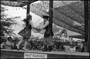 [Young Children Performing on the Ballet Folklorico Stage]