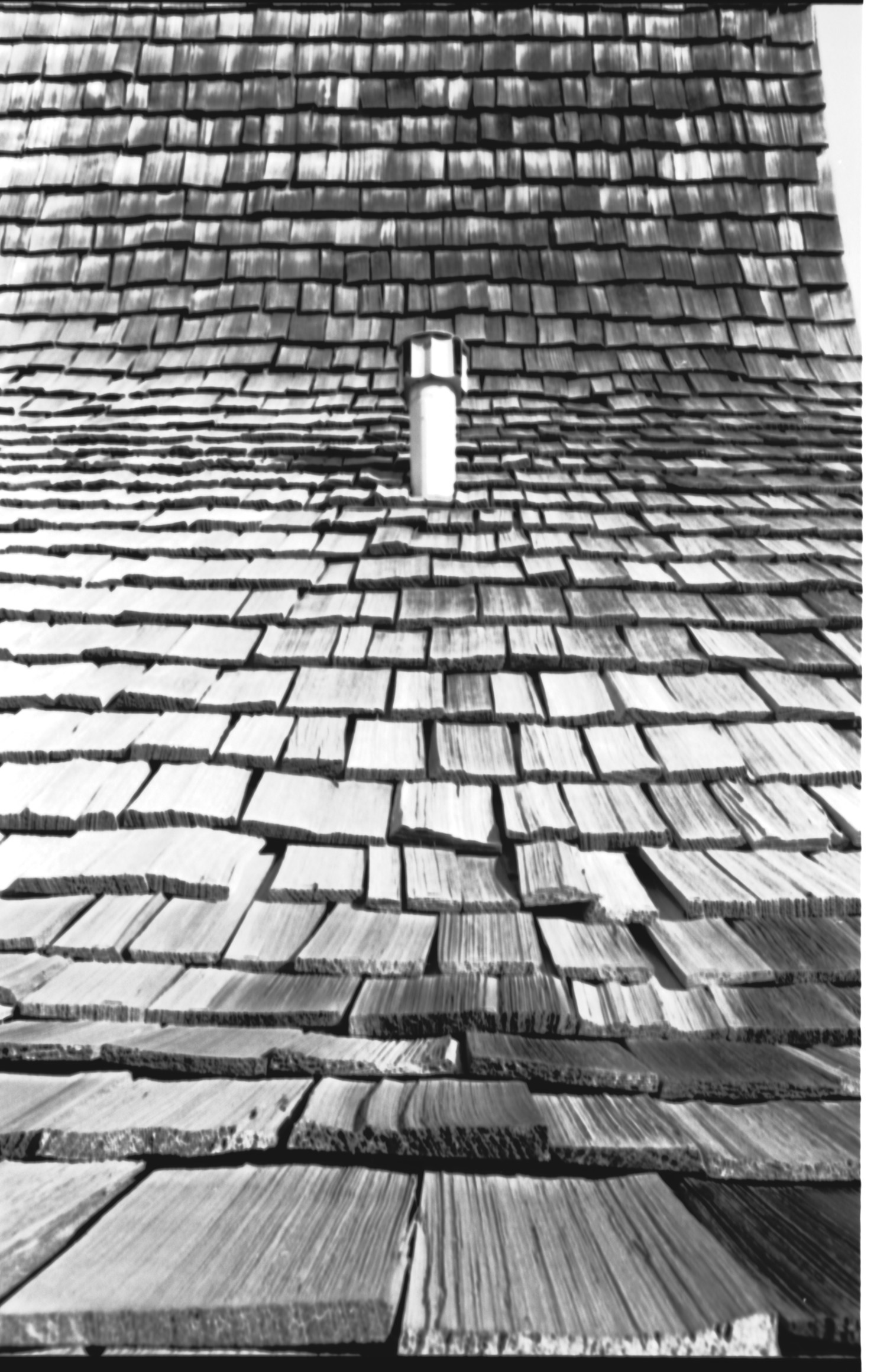 [St. Mark's Lutheran Church -- 12 of 18: Close Up of Wood Shingles]
                                                
                                                    [Sequence #]: 1 of 1
                                                