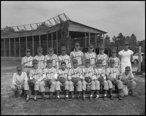 Primary view of object titled '[Cleveland High School Baseball Team]'.