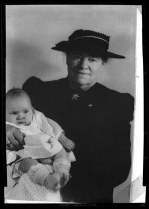 [Unidentified Woman Holding A Baby 80238]