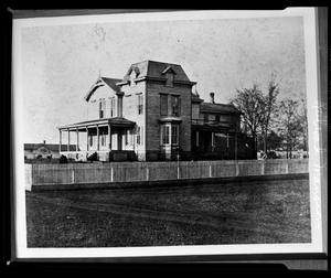 Primary view of [Palestine Railroad Mansion]