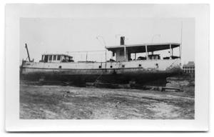 Primary view of object titled '[Photograph of the Japonica, Run Aground]'.