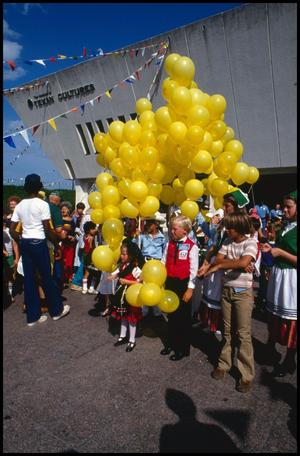 [Yellow Balloons at Opening Ceremonies]