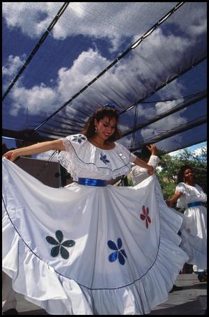 [Panamanian Folkloric Dance]