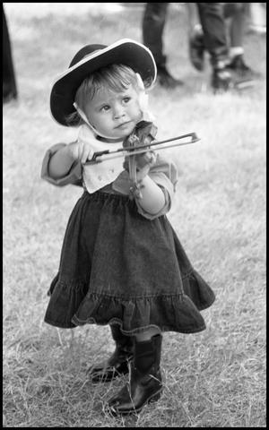 [Child Fiddler]