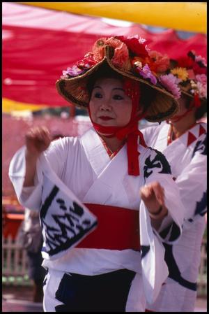 [Sakura-Matsuri Japanese Dancer]