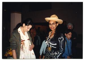 [Two Women at the Día de los Muertos Exhibition]