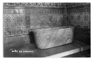 Postcard of Carlota Amalia's bathtub