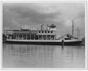 [Photograph of Ship "Catatumbo" in Water]