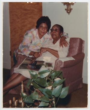Primary view of object titled '[Photograph of Jessie Taylor and Juanita Milam]'.
