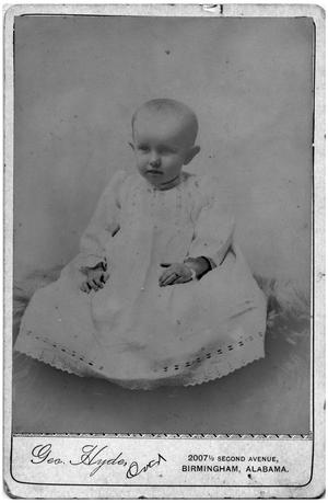 [Portrait of a "Little Minnie Nell"]