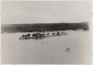 [Photograph of Lake Mineral Wells]