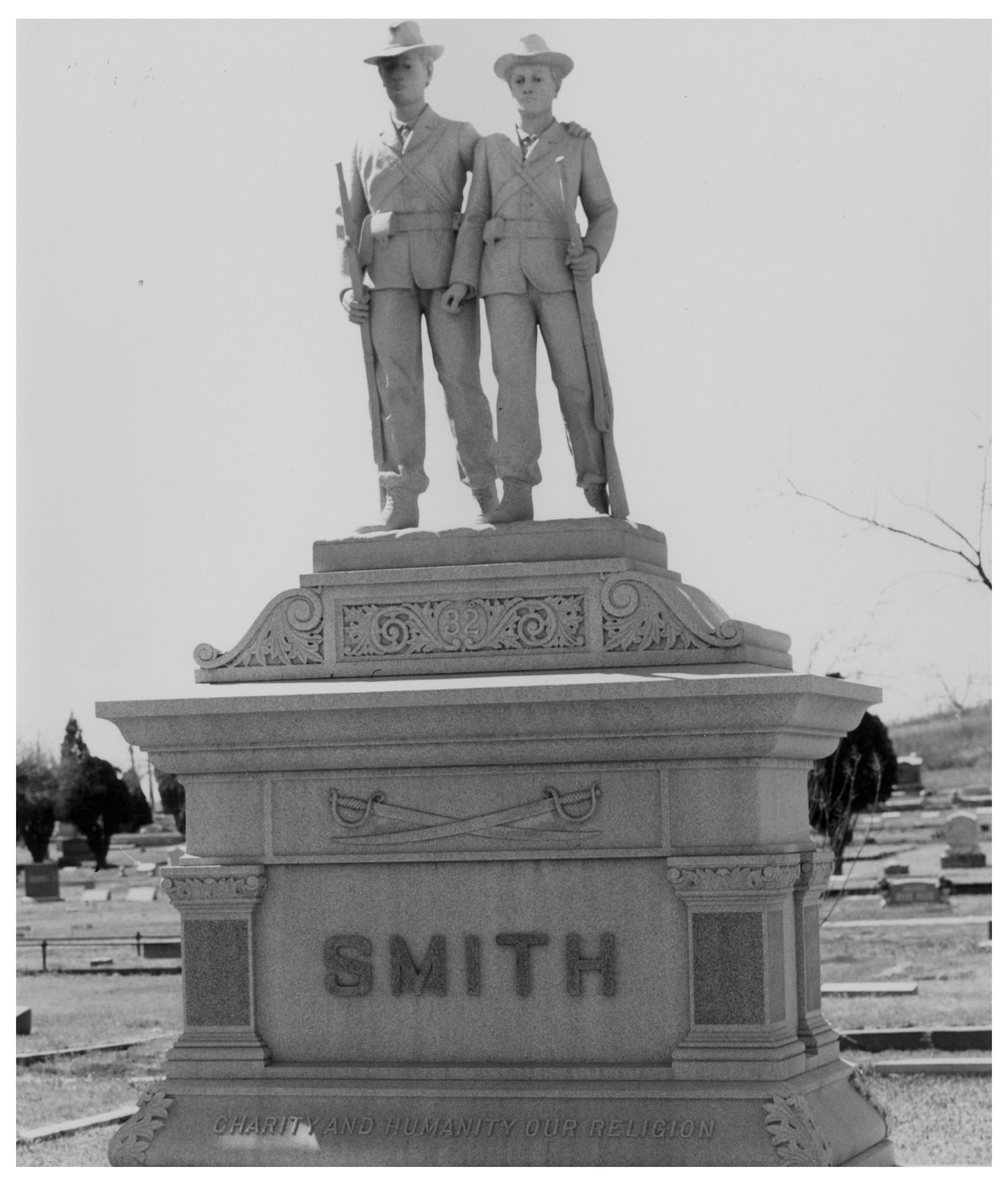 [The Smith Memorial at Elmwood Cemetery]
                                                
                                                    [Sequence #]: 1 of 1
                                                