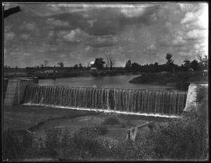 Trinity River: Lock and Dam #4